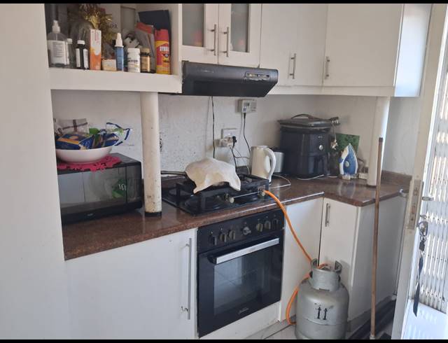 3 BEDROOM HOUSE FOR SALE IN AUSTERVILLE